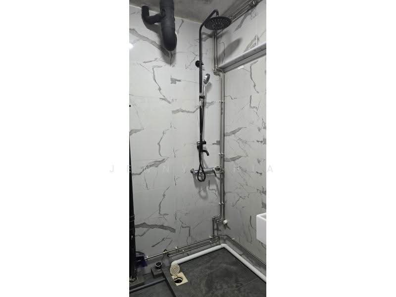 435 Yishun Avenue 6, 435 Yishun Avenue 6, Sembawang / Yishun, 3 Bedrooms, 904 sqft, HDB Flat For Sale, by Jenny Chia, 500274178 - Bathroom - PropertyGuru.com.sg