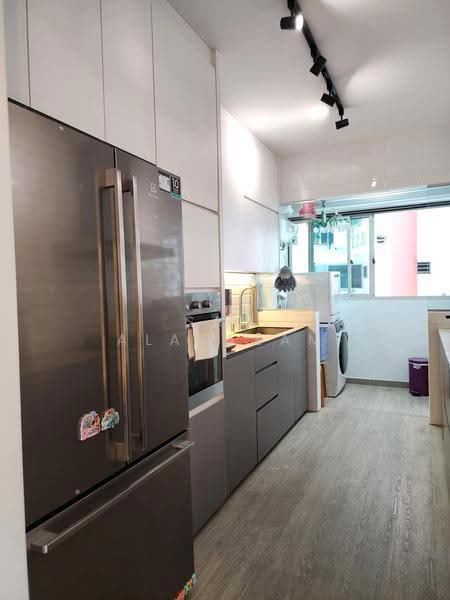 667A Punggol Drive, 667A Punggol Drive, Hougang / Punggol / Sengkang, 3 Bedrooms, 1,001 sqft, HDB Flat For Sale, by Sam Alakasam, 500274179 - Kitchen - PropertyGuru.com.sg