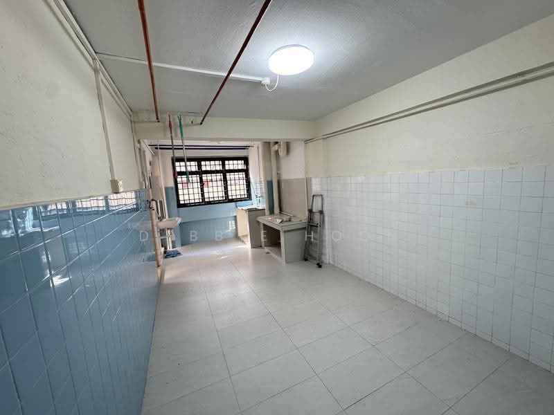15 Ghim Moh Road, 15 Ghim Moh Road, Tanglin / Holland / Bukit Timah, 3 Bedrooms, 883 sqft, HDB Flat For Sale, by Debbie Hoon, 500274191 - Kitchen - PropertyGuru.com.sg