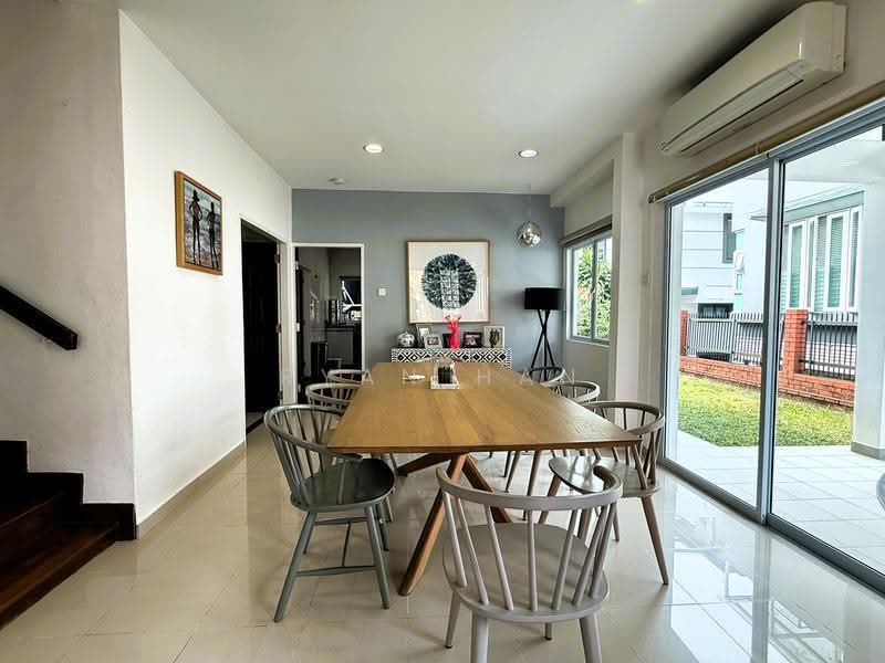 Semi detached house in Namly Estate walkable to MRT, Namly Estate / Sixth Avenue / Shamrock Park, Tanglin / Holland / Bukit Timah, 4 Bedrooms, 3,000 sqft, Semi-Detached House For Rent, by Ryan Han, 500274199 - Dining Room - PropertyGuru.com.sg