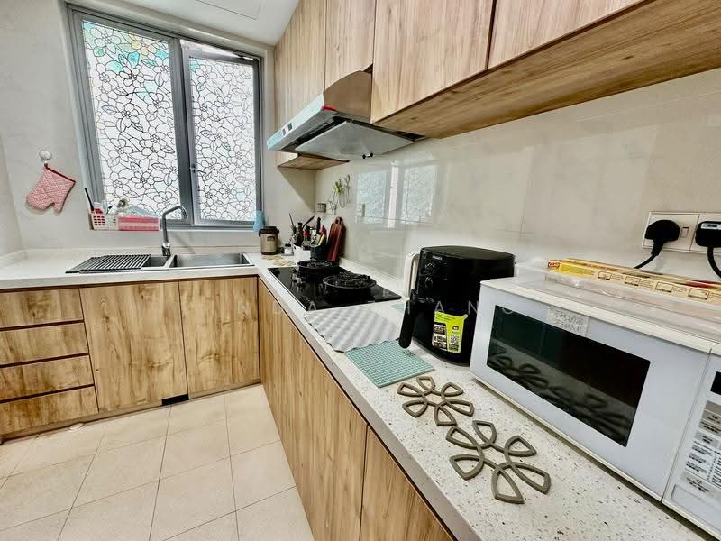 Caribbean at Keppel Bay, 44 Keppel Bay Drive, Harbourfront / Telok Blangah, 2 Bedrooms, 893 sqft, Condominium For Sale, by Linda Zhang, 500274215 - Kitchen - PropertyGuru.com.sg