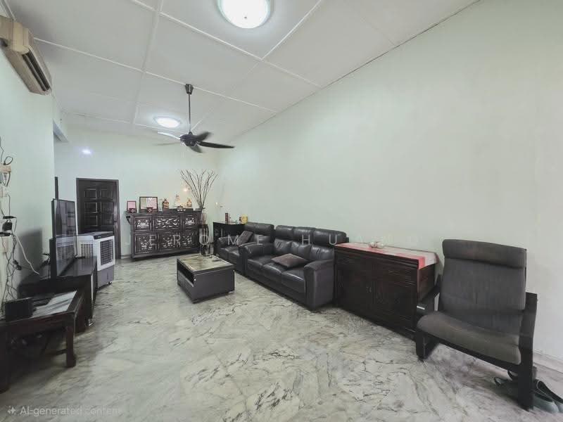 D16 - Upper Changi Road East an Original Single Storey Semi-D, Bedok / Upper East Coast, 3 Bedrooms, 2,000 sqft, Semi-Detached House For Sale, by Jerome Huang, 500274218 - Living Room - PropertyGuru.com.sg