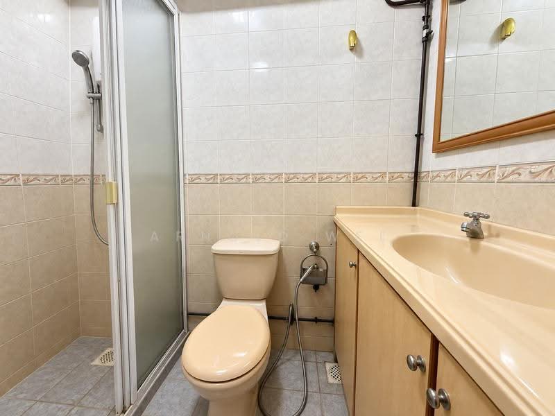 650A Jurong West Street 61, 650A Jurong West Street 61, Boon Lay / Jurong / Tuas, 3 Bedrooms, 969 sqft, HDB Flat For Sale, by Arnold Wee, 500274227 - Bathroom - PropertyGuru.com.sg