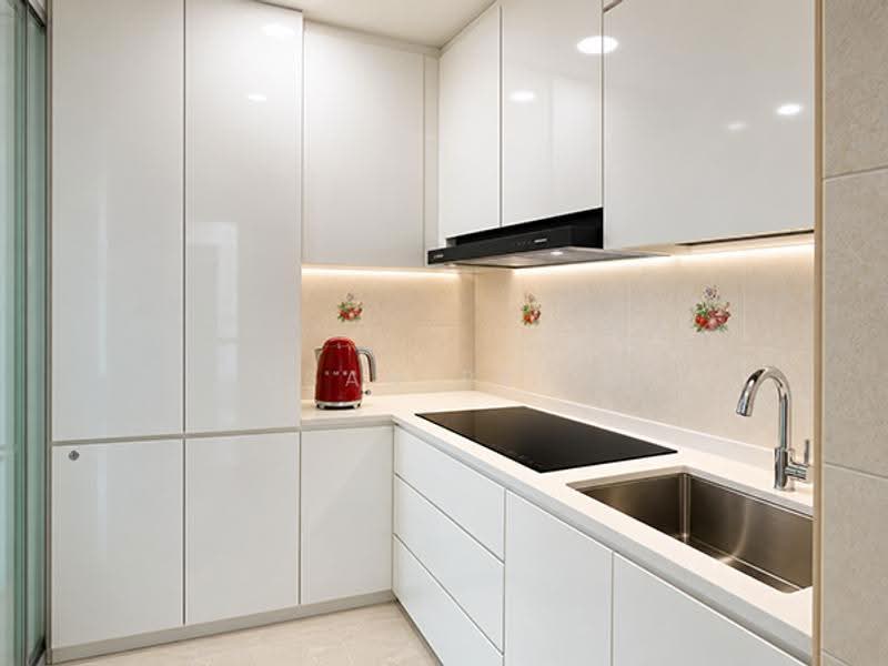 Bright Renovated 3 Bed 4 Bath Geylang, Geyland Road, Eunos / Geylang / Paya Lebar, 3 Bedrooms, 2,800 sqft, Conservation House For Rent, by Susan Prior, 500274230 - Kitchen - PropertyGuru.com.sg