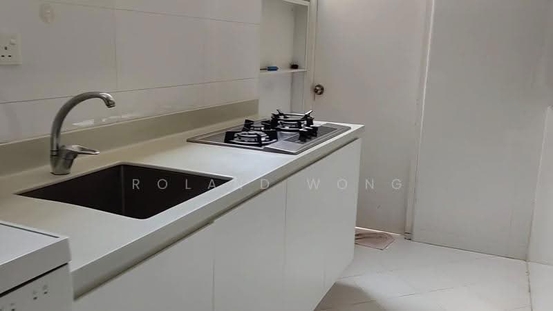 Single Storey Bungalow with pool at Chestnut for rent, Chestnut Crescent, Dairy Farm / Bukit Panjang / Choa Chu Kang, 5 Bedrooms, 4,000 sqft, Detached House For Rent, by Roland Wong, 500274247 - Kitchen - PropertyGuru.com.sg