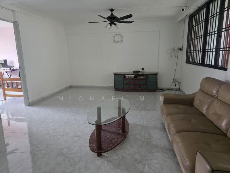 798 Yishun Ring Road, 798 Yishun Ring Road, Sembawang / Yishun, 3 Bedrooms, 1,108 sqft, HDB Flat For Sale, by Michael Min, 500274251 - Living Room - PropertyGuru.com.sg