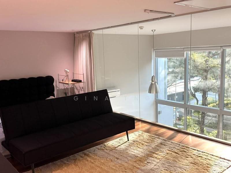 Regency Suites, 38 Kim Tian Road, Alexandra / Commonwealth, 2 Bedrooms, 1,000 sqft, Apartment For Rent, by Gina Tng, 500274254 - Living Room - PropertyGuru.com.sg