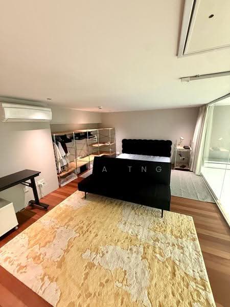 Regency Suites, 38 Kim Tian Road, Alexandra / Commonwealth, 2 Bedrooms, 1,000 sqft, Apartment For Rent, by Gina Tng, 500274254 - Bedroom - PropertyGuru.com.sg