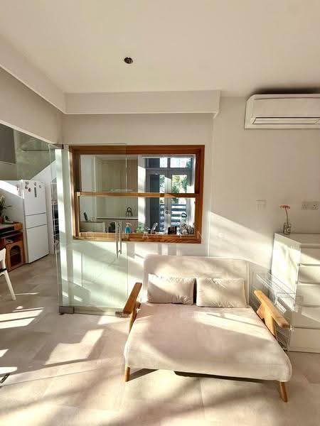 Regency Suites, 38 Kim Tian Road, Alexandra / Commonwealth, 2 Bedrooms, 1,000 sqft, Apartment For Rent, by Gina Tng, 500274254 - Interior - PropertyGuru.com.sg