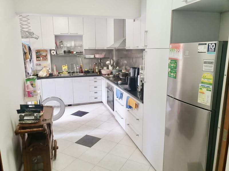 Neptune Court, 1 Marine Vista, East Coast / Marine Parade, Room Rental, 150 sqft, Apartment For Rent, by Caroline Yang, 500274259 - Kitchen - PropertyGuru.com.sg