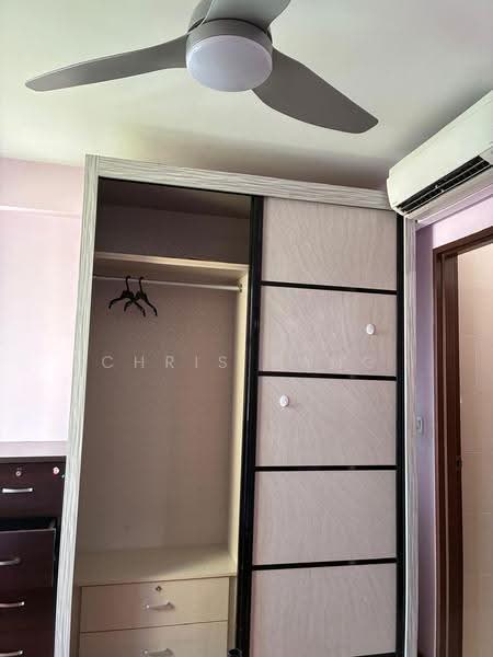 195B Punggol Road, 195B Punggol Road, Hougang / Punggol / Sengkang, 3 Bedrooms, 990 sqft, HDB Flat For Rent, by Chris Pang, 500274260 - Bedroom - PropertyGuru.com.sg