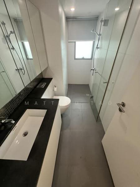 The Minton, 10D Hougang Street 11, Hougang / Punggol / Sengkang, 2 Bedrooms, 980 sqft, Condominium For Sale, by Matt Xu Tao, 500274264 - Bathroom - PropertyGuru.com.sg