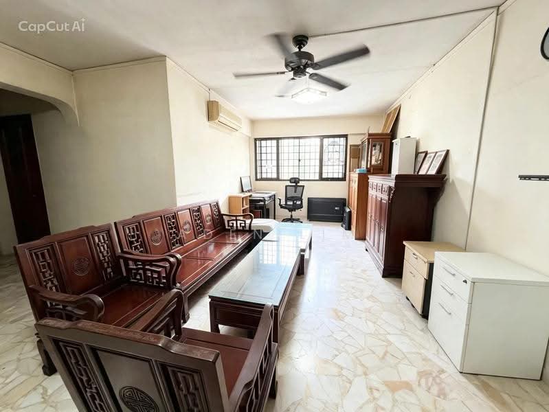 304 Jurong East Street 32, 304 Jurong East Street 32, Boon Lay / Jurong / Tuas, 3 Bedrooms, 1,011 sqft, HDB Flat For Sale, by Aden Lim, 500274266 - Living Room - PropertyGuru.com.sg