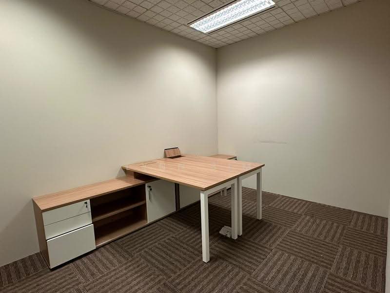 Fitted office at Cecil Street near Raffles Place MRT, Boat Quay / Raffles Place / Marina, 1,760 sqft, Office For Rent, by Lynn Sim, 500274267 - Interior - CommercialGuru.com.sg