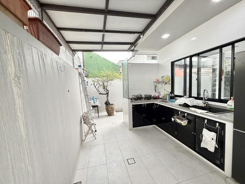 Seletar Hills Estate, Seletar Hills Drive, Seletar / Yio Chu Kang, 6 Bedrooms, 5,800 sqft, Semi-Detached House For Sale, by Keegan Chong, 500274271 - Kitchen - PropertyGuru.com.sg