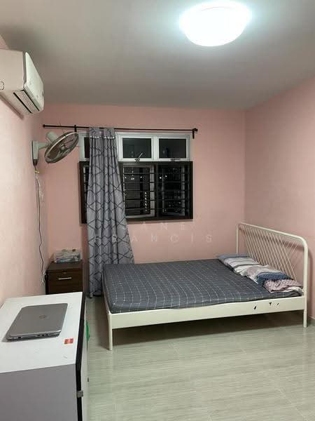 803B Keat Hong Close, 803B Keat Hong Close, Dairy Farm / Bukit Panjang / Choa Chu Kang, 3 Bedrooms, 1,001 sqft, HDB Flat For Sale, by Jane Francis, 500274273 - Master Bedroom 1 - PropertyGuru.com.sg