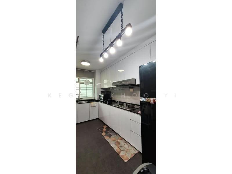 103C Edgefield Plains, 103C Edgefield Plains, Hougang / Punggol / Sengkang, 3 Bedrooms, 1,184 sqft, HDB Flat For Sale, by Kegan Khoo Yi Long, 500274275 - Kitchen - PropertyGuru.com.sg