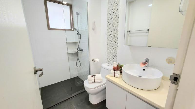 The Rivervale, 1 Rivervale Link, Hougang / Punggol / Sengkang, 3 Bedrooms, 1,259 sqft, Condominium For Sale, by Carol Zhang, 500274285 - Bathroom - PropertyGuru.com.sg