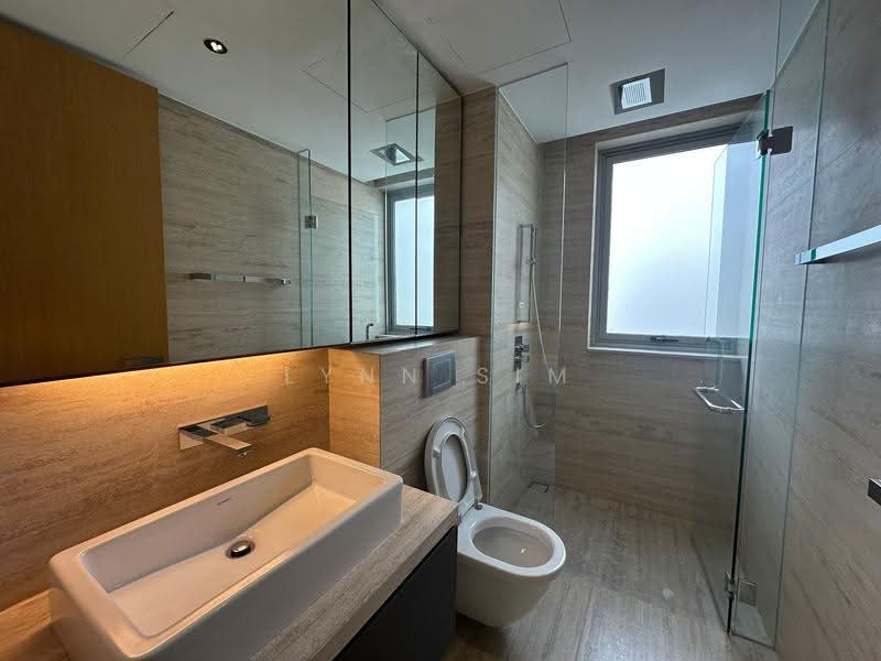 White House Residence, 67 Stevens Road, Tanglin / Holland / Bukit Timah, 4 Bedrooms, 3,843 sqft, Condominium For Rent, by Lynn Sim, 500274286 - Bathroom - PropertyGuru.com.sg