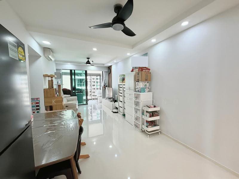 The Topiary, 11 Fernvale Lane, Seletar / Yio Chu Kang, 3 Bedrooms, 1,087 sqft, Condominium For Sale, by Keegan Chong, 500274298 - Living Room - PropertyGuru.com.sg