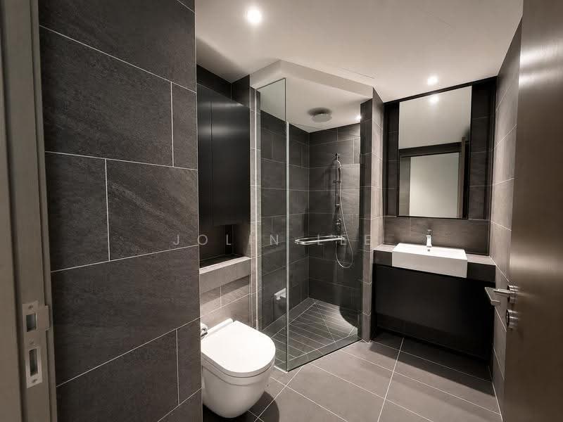 Affinity At Serangoon, 18 Serangoon North Avenue 1, Hougang / Punggol / Sengkang, 2 Bedrooms, 753 sqft, Condominium For Sale, by Jolin Lee, 500274305 - Bathroom - PropertyGuru.com.sg