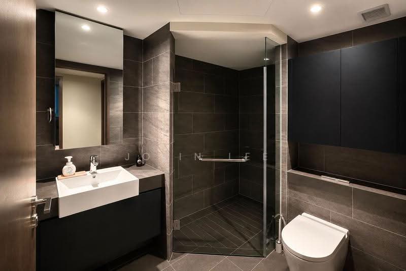Affinity At Serangoon, 18 Serangoon North Avenue 1, Hougang / Punggol / Sengkang, 2 Bedrooms, 753 sqft, Condominium For Sale, by Jolin Lee, 500274305 - Bathroom - PropertyGuru.com.sg