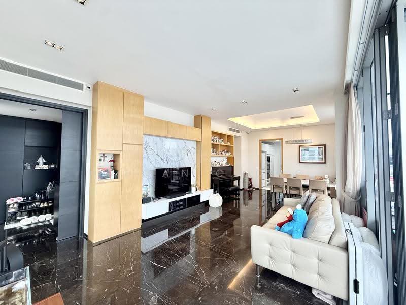 Helios Residences, 15 Cairnhill Circle, Orchard / River Valley, 3 Bedrooms, 1,916 sqft, Condominium For Sale, by Keegan Chong, 500274311 - Living Room - PropertyGuru.com.sg
