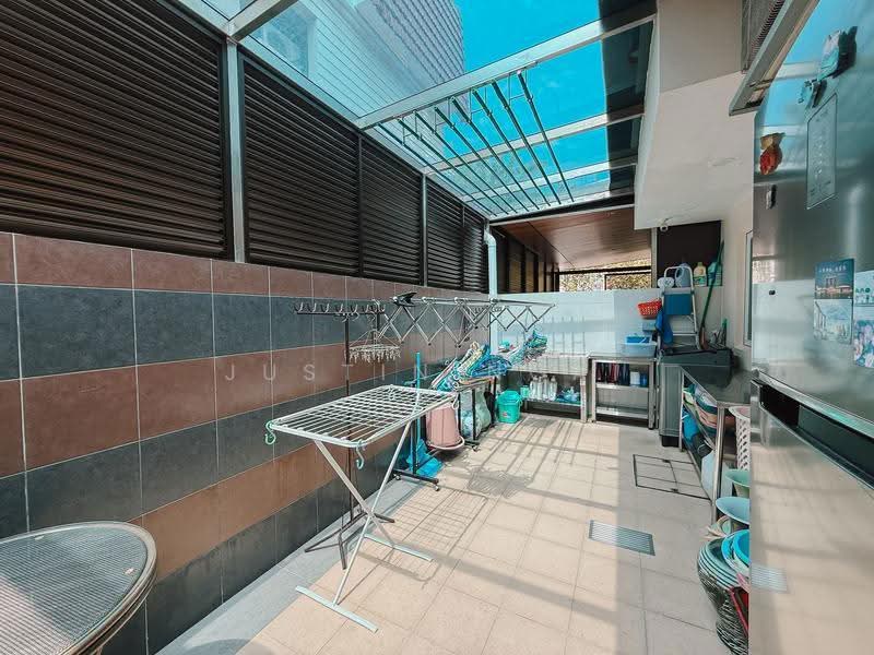 Woodgrove Estate, 8 Ashwood Grove, Admiralty / Woodlands, 6 Bedrooms, 3,000 sqft, Terraced House For Sale, by Justin Ngai, 500274312 - PropertyGuru.com.sg