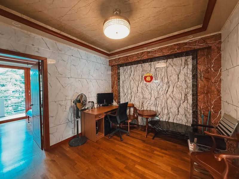 Woodgrove Estate, 8 Ashwood Grove, Admiralty / Woodlands, 6 Bedrooms, 3,000 sqft, Terraced House For Sale, by Justin Ngai, 500274312 - PropertyGuru.com.sg