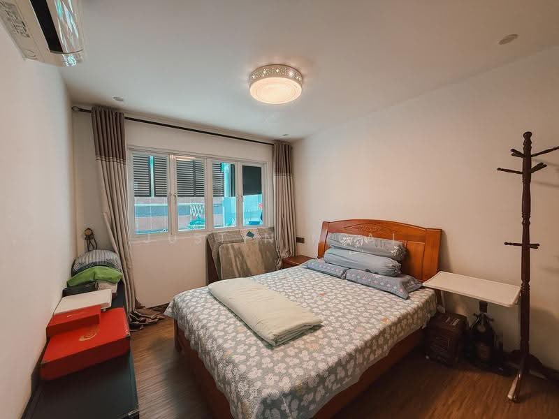 Woodgrove Estate, 8 Ashwood Grove, Admiralty / Woodlands, 6 Bedrooms, 3,000 sqft, Terraced House For Sale, by Justin Ngai, 500274312 - PropertyGuru.com.sg