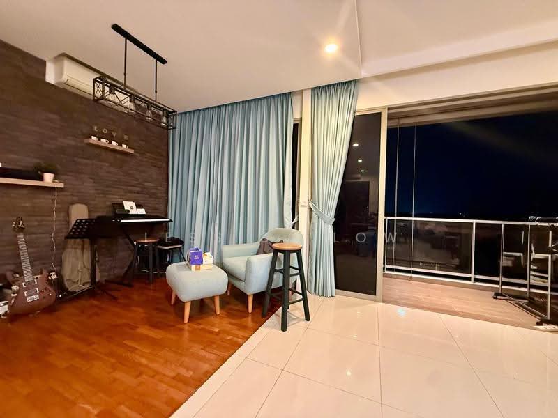 Sea Horizon, 1 Pasir Ris Rise, Pasir Ris / Tampines, 5 Bedrooms, 1,528 sqft, Condominium For Sale, by Jessica Low, 500274339 - Living Room - PropertyGuru.com.sg