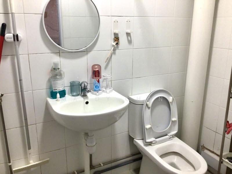 329 Yishun Ring Road, 329 Yishun Ring Road, Sembawang / Yishun, 3 Bedrooms, 1,119 sqft, HDB Flat For Rent, by Mandy Chan, 500274341 - PropertyGuru.com.sg