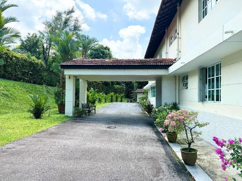 Ewart Park, Ewart Park, Tanglin / Holland / Bukit Timah, 3 Bedrooms, 2,200 sqft, Apartment For Rent, by Max Foo, 500274345 - Exterior - PropertyGuru.com.sg