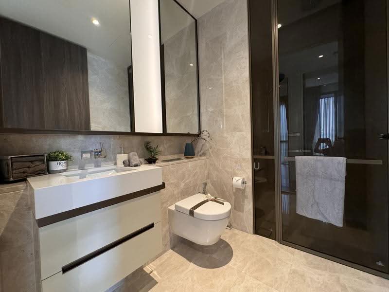 19 Nassim, 19 Nassim Hill, Tanglin / Holland / Bukit Timah, 3 Bedrooms, 1,733 sqft, Condominium For Sale, by Joyce Lau, 500274359 - Common Bathroom - PropertyGuru.com.sg