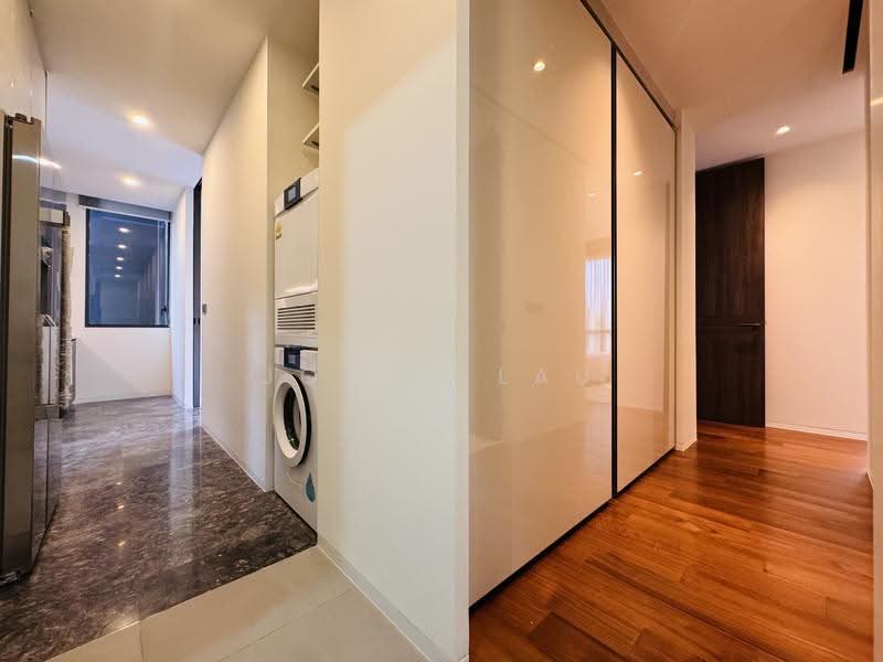 19 Nassim, 19 Nassim Hill, Tanglin / Holland / Bukit Timah, 3 Bedrooms, 1,733 sqft, Condominium For Sale, by Joyce Lau, 500274359 - Kitchen yard - PropertyGuru.com.sg