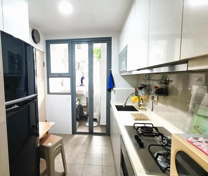 The Canopy, 71 Yishun Avenue 11, Sembawang / Yishun, 2 Bedrooms, 872 sqft, Condominium For Sale, by Md Zamry, 500274366 - Kitchen - PropertyGuru.com.sg