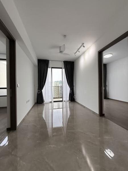 Norwood Grand, Admiralty / Woodlands, 2 Bedrooms, 624 sqft, Condominium For Rent, by Dolores Wong, 500274370 - Living Room - PropertyGuru.com.sg