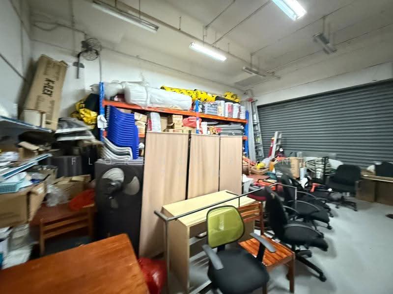 Tradehub 21, 18 Boon Lay Way, Boon Lay / Jurong / Tuas, 1,485 sqft, Light Industrial (B1) For Sale, by Florence Zheng Zhen, 500274375 - Interior - CommercialGuru.com.sg