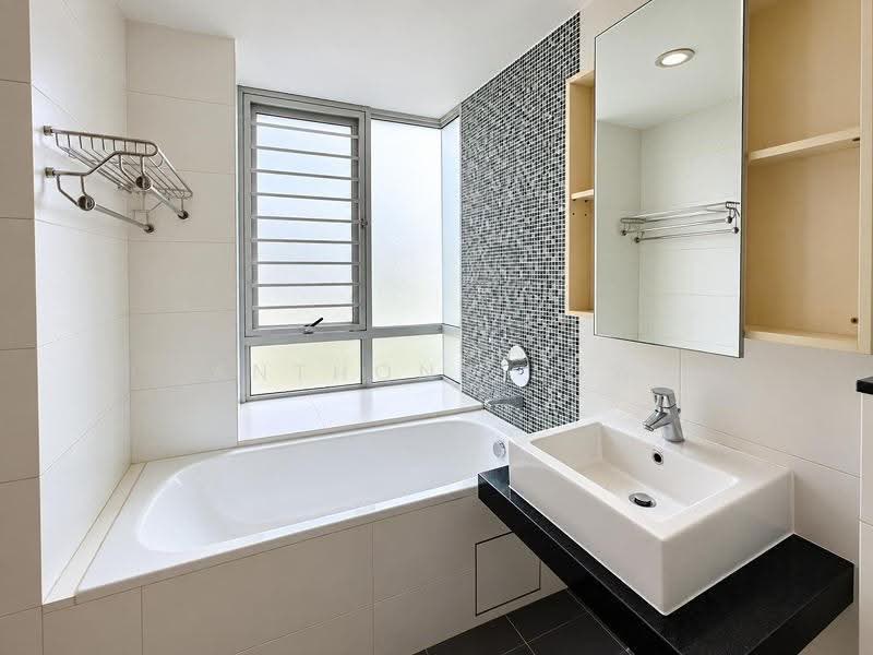 The Lucent, 99 Lorong N Telok Kurau, East Coast / Marine Parade, 4 Bedrooms, 1,970 sqft, Condominium For Rent, by Anthony Low, 500274379 - PropertyGuru.com.sg