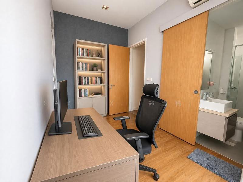 Ivory, 15 Ceylon Lane, East Coast / Marine Parade, 2 Bedrooms, 1,238 sqft, Apartment For Sale, by Sarah X. (郑雪梅), 500274382 - Bedroom - PropertyGuru.com.sg