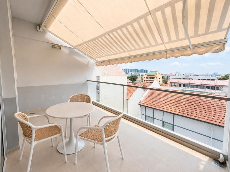 Ivory, 15 Ceylon Lane, East Coast / Marine Parade, 2 Bedrooms, 1,238 sqft, Apartment For Sale, by Sarah X. (郑雪梅), 500274382 - Balcony - PropertyGuru.com.sg