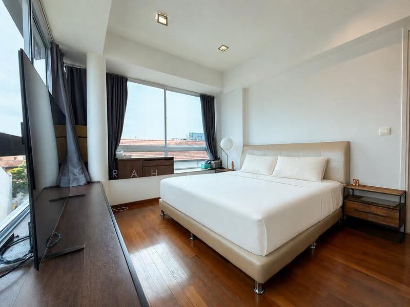 Ivory, 15 Ceylon Lane, East Coast / Marine Parade, 2 Bedrooms, 1,238 sqft, Apartment For Sale, by Sarah X. (郑雪梅), 500274382 - Master Bedroom - PropertyGuru.com.sg