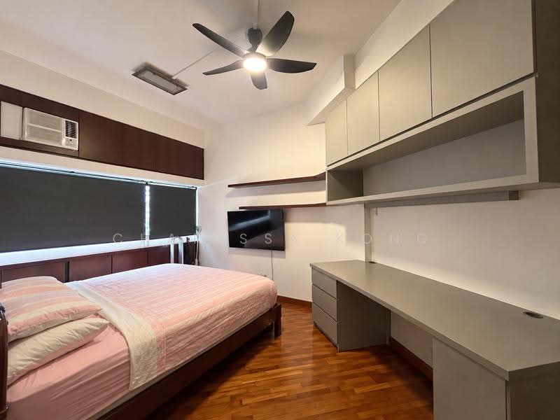 Mandarin Gardens, 1 Siglap Road, East Coast / Marine Parade, 3 Bedrooms, 2,024 sqft, Condominium For Sale, by Charissa Kong, 500274383 - Bedroom - PropertyGuru.com.sg