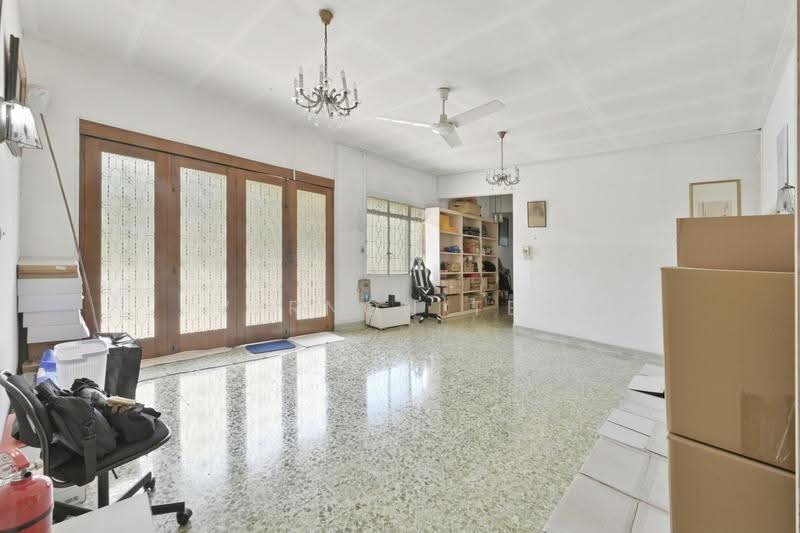 *WIDE FRONTAGE GCB @ MALCOLM ROAD area, Tanglin / Holland / Bukit Timah, 4 Bedrooms, 4,000 sqft, Good Class Bungalow For Sale, by Vernon Teo, 500274394 - Interior - PropertyGuru.com.sg