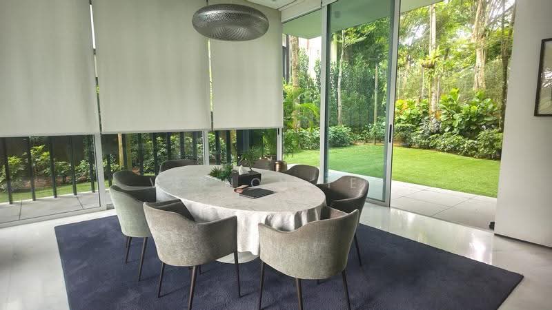 Magazine-Featured Architectural Bungalow in Trevose / Dunearn / Kheam Hock vicinity, Newton / Novena, 6 Bedrooms, 8,805 sqft, Bungalow House For Sale, by Vernon Teo, 500274401 - Dining Room - PropertyGuru.com.sg