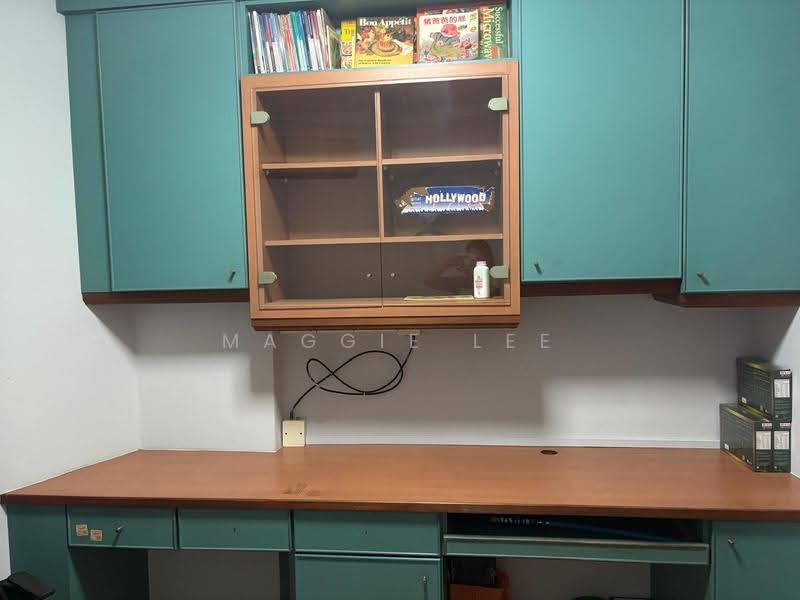 11 Lorong 8 Toa Payoh, 11 Lorong 8 Toa Payoh, Balestier / Toa Payoh, Room Rental, 60 sqft, HDB Flat For Rent, by Maggie Lee, 500274403 - Study - PropertyGuru.com.sg
