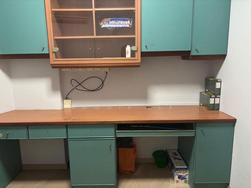 11 Lorong 8 Toa Payoh, 11 Lorong 8 Toa Payoh, Balestier / Toa Payoh, Room Rental, 60 sqft, HDB Flat For Rent, by Maggie Lee, 500274403 - Study - PropertyGuru.com.sg