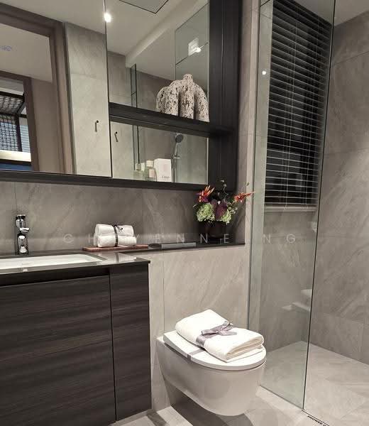 Lucerne Grand, Lakeside Drive, Boon Lay / Jurong / Tuas, 3 Bedrooms, 872 sqft, Condominium For Sale, by Cheyenne Ng, 500274417 - Bathroom - PropertyGuru.com.sg