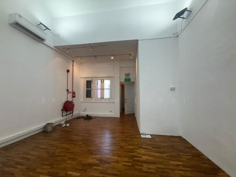 High Ceiling 3rd floor Space @Trengganu Suitable for Office and Dance Studio, Chinatown / Tanjong Pagar, 785 sqft, Shop / Shophouse For Rent, by Eric Koh (许子杰), 500274419 - Interior - CommercialGuru.com.sg