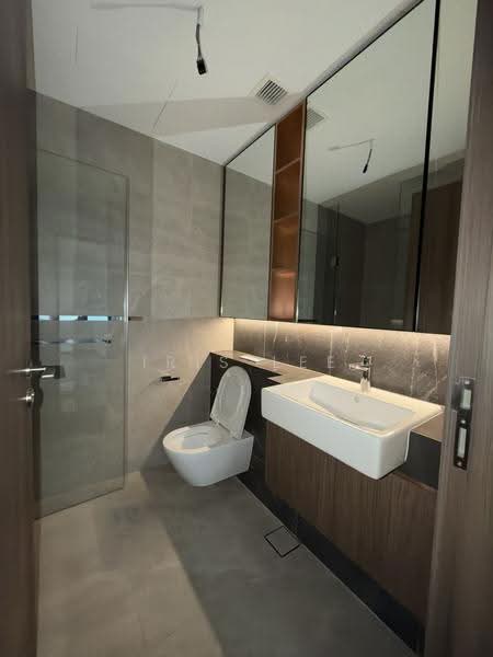 Hillock Green, 22-28 Lentor Central, Mandai / Upper Thomson, 2 Bedrooms, 710 sqft, Condominium For Rent, by Iris Lee, 500274422 - Bathroom - PropertyGuru.com.sg